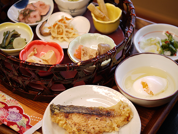 琵琶ます西京焼き御膳